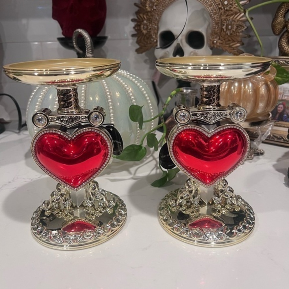 Bath & Body Works Disney Villains Evil Queen Heart Dagger Candle Holder Set of 2